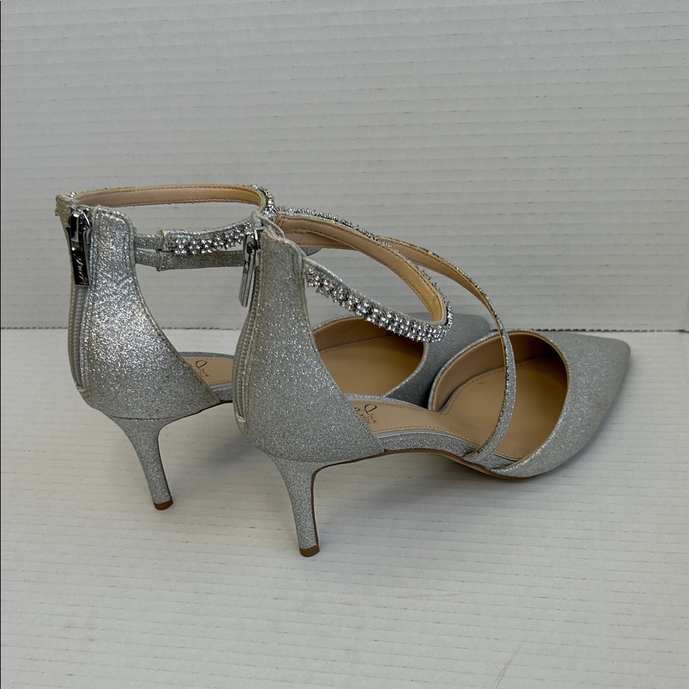 Jewel by Badgley Mischka Silver Glitter Heels Style J-TALLULAH Size 7.5 - Picture 11 of 12